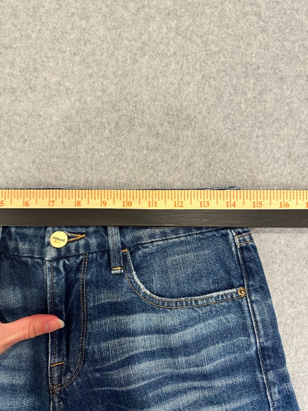 Frame Denim Le Grand Garçon Cuffed Cropped Straight-Leg Jeans - Picture 10 of 13